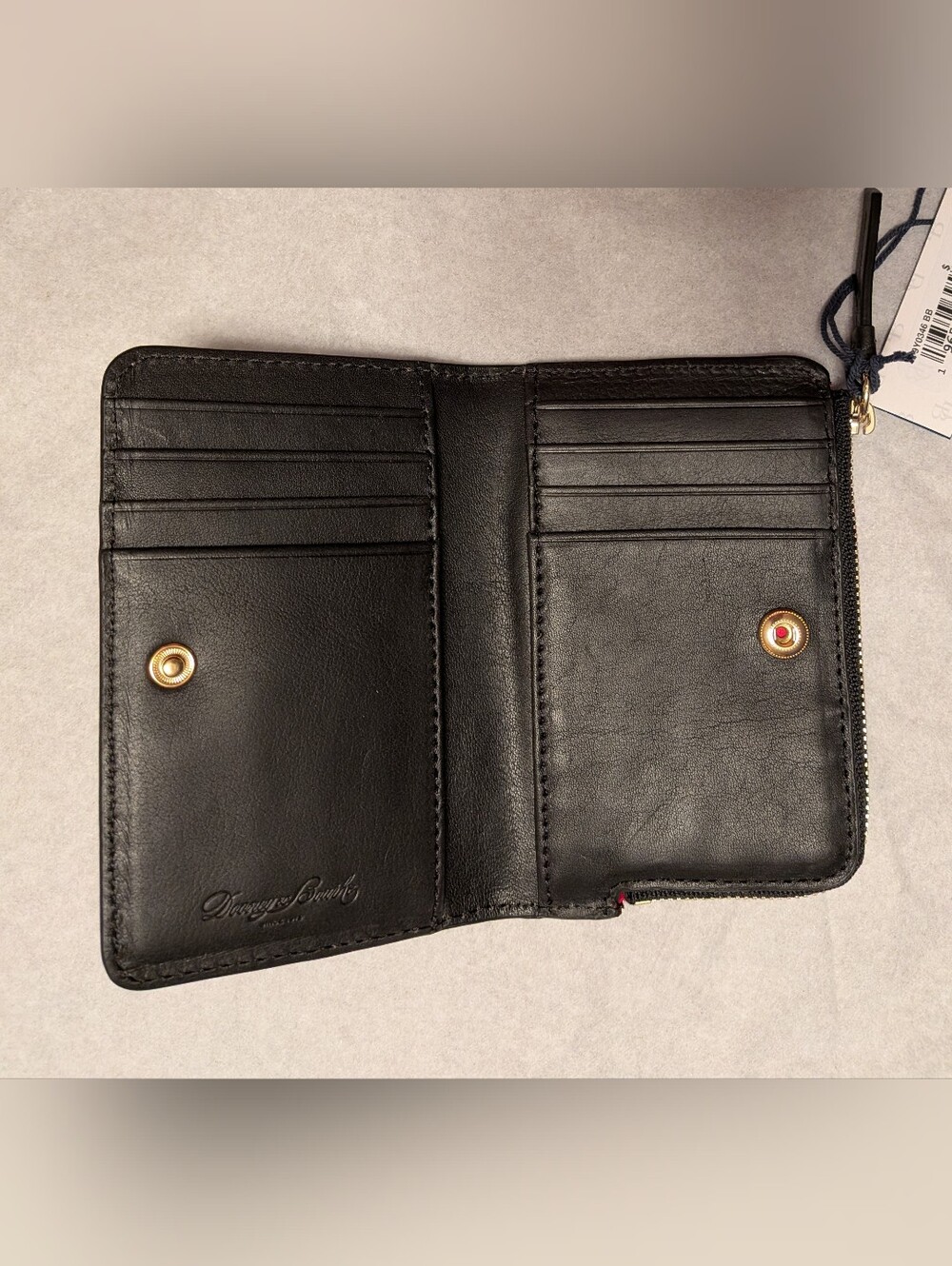 NWT! Dooney & Bourke Florentine Zip Credit Card Wallet in BLACK - Picture 4 of 7